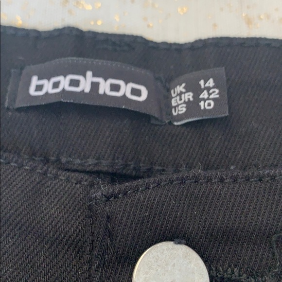 Boohoo NWT butt shaper mid rise skinny jean - Picture 6 of 6